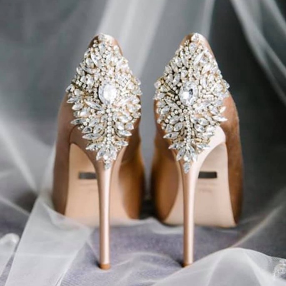 Badgley Mischka Kiara Satin Platform Pump - Picture 2 of 3